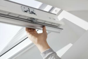 Střešní okno VELUX GLU 0051 FK06 kyvné Velux